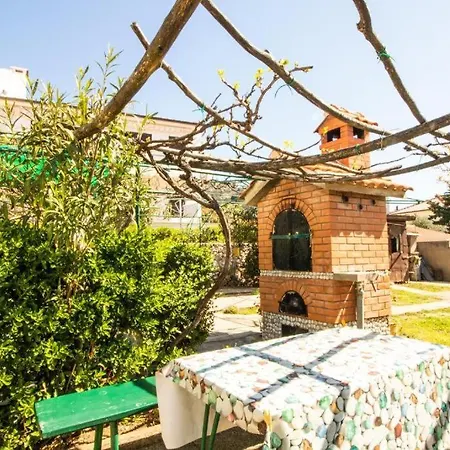 Lucky A2 In A Quiet Location *