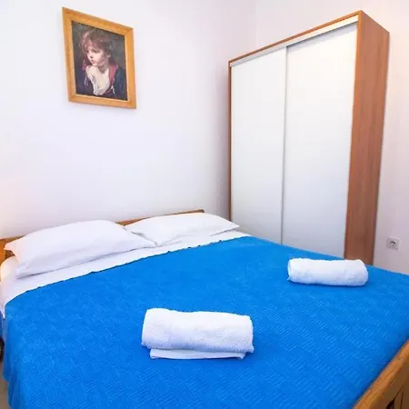 Lucky A2 In A Quiet Location