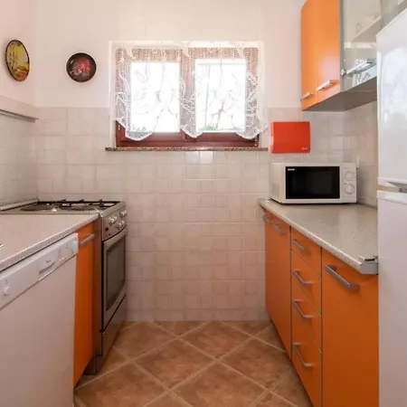 Apartman Lucky A2 In A Quiet Location Baška