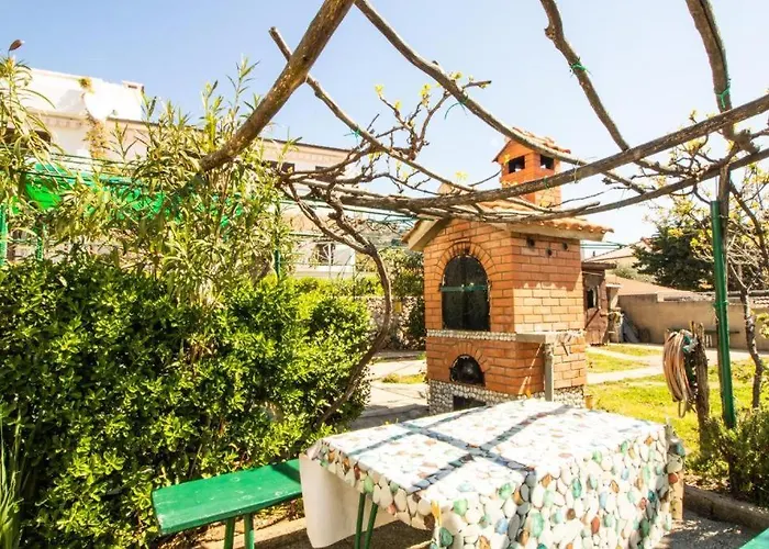 Lucky A2 In A Quiet Location *